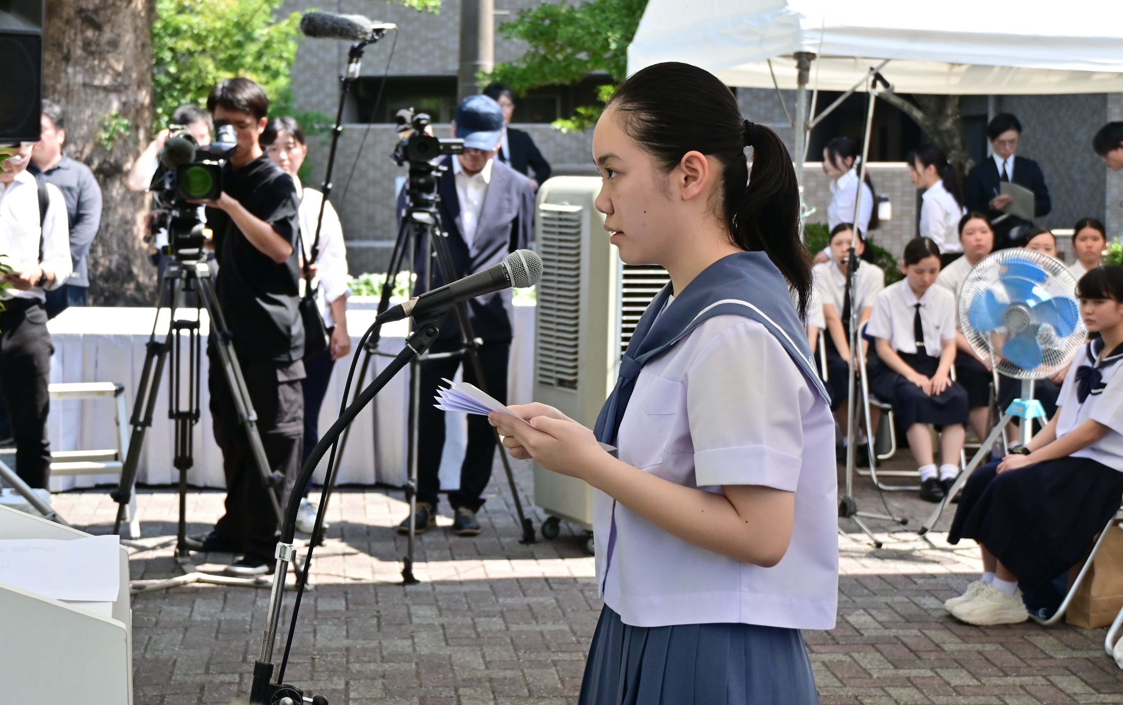 生徒代表慰霊のことば